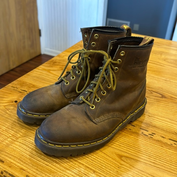 Dr martens brown leather boots men’s 9 - Picture 1 of 7